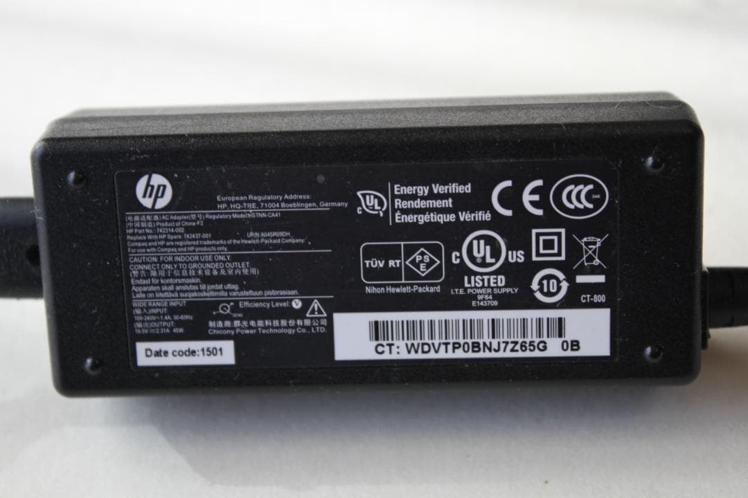 HP 820 Elite Book /Windows 10 Pro/12.5型
