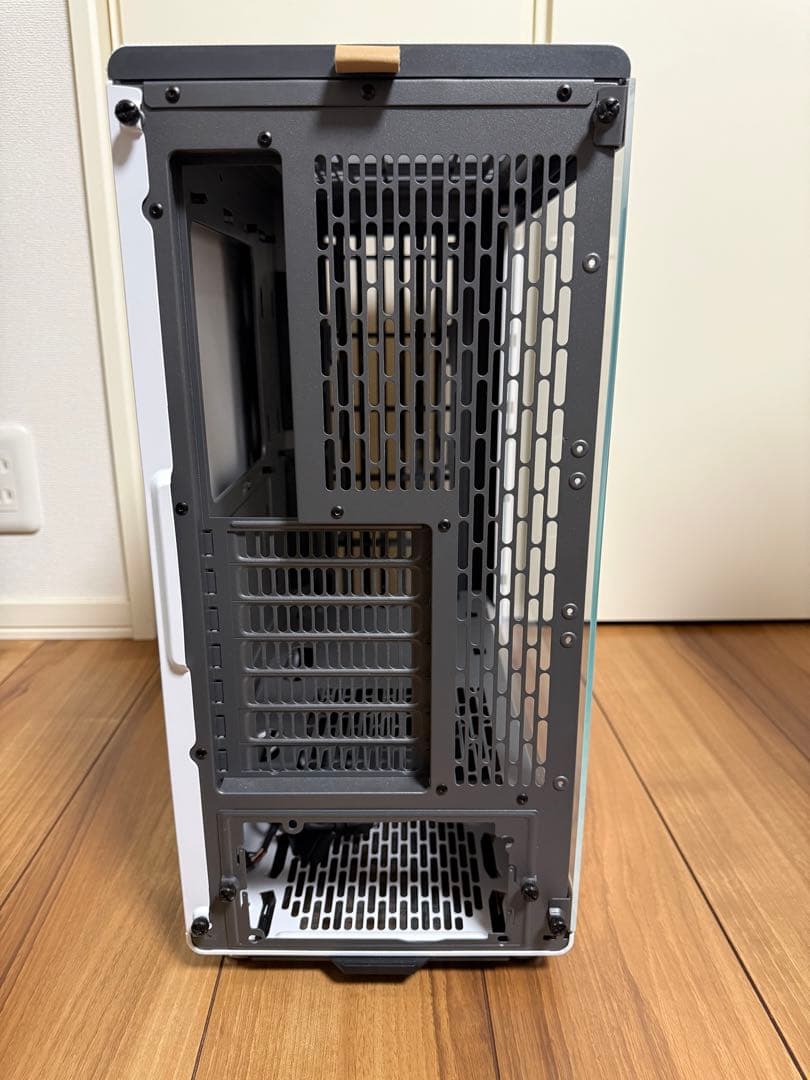 Fractal Design North TG ホワイト