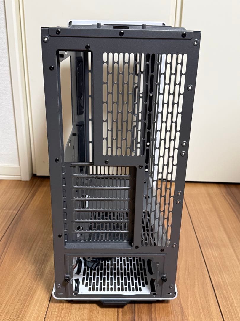 Fractal Design North TG ホワイト