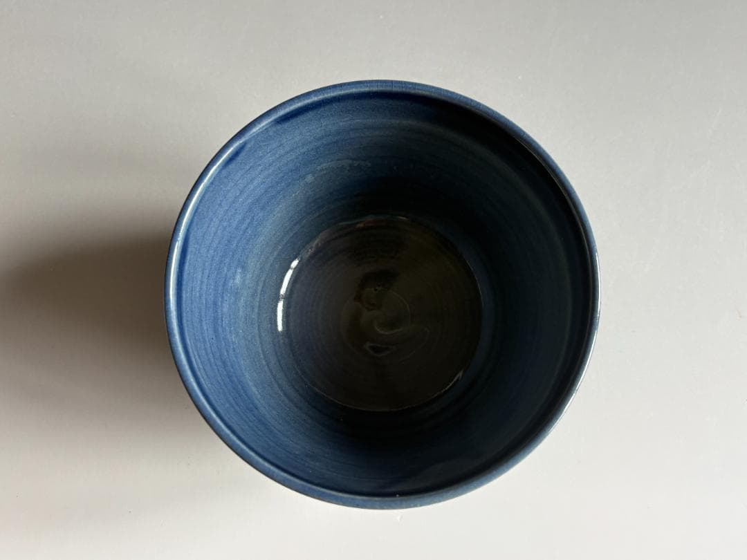 東山深山　茶碗　紺釉　菊　茶道具