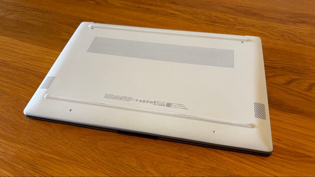 【美品】HP Laptop 15-fc0000AU ノートパソコン