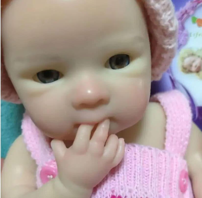 ❤お世話セット付き❤リボーンドールフルシリコン お口が開く可愛い女の子