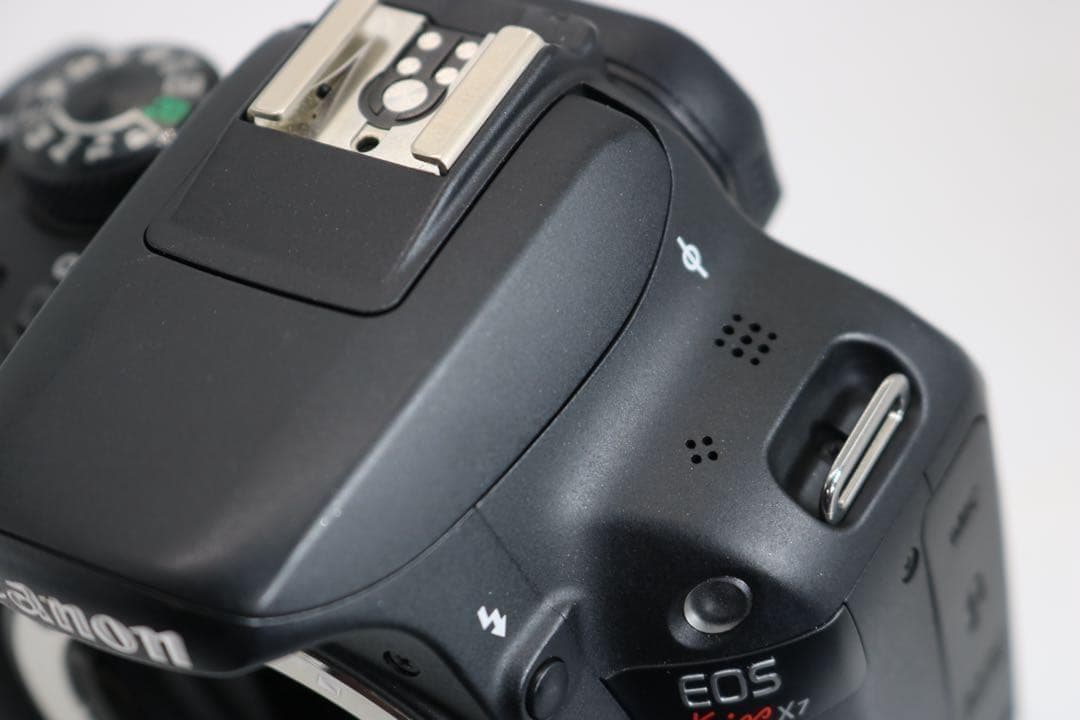 美品 【Canon EOS Kiss X7 ダブルレンズセット】 安心保証あり
