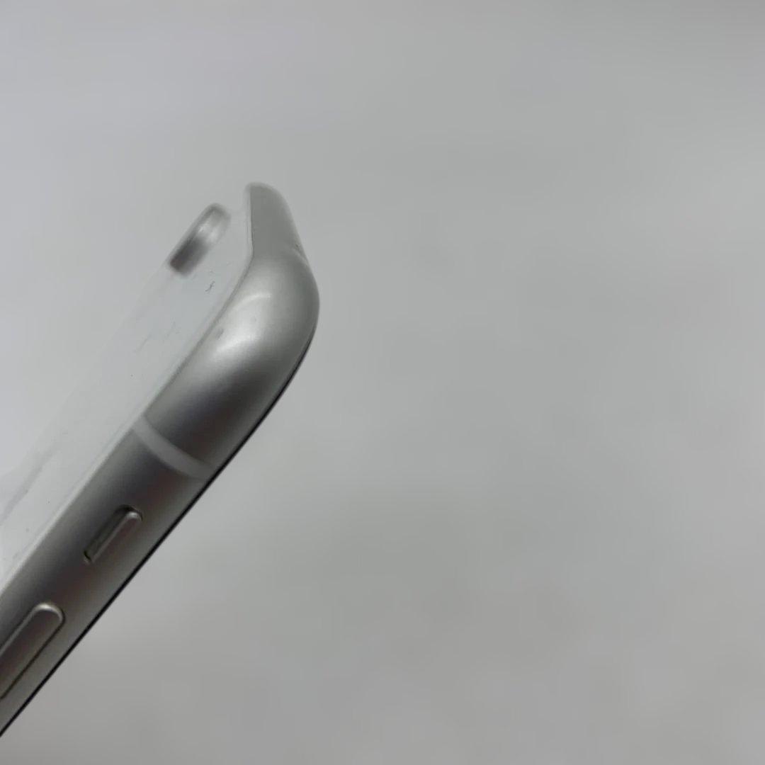 iPhone XR 256GB ホワイト