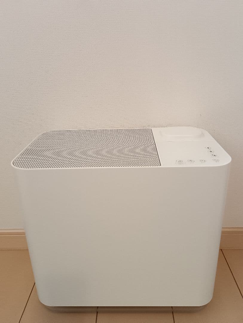 ニトリ　簡易空清フィルター付き気化加湿器