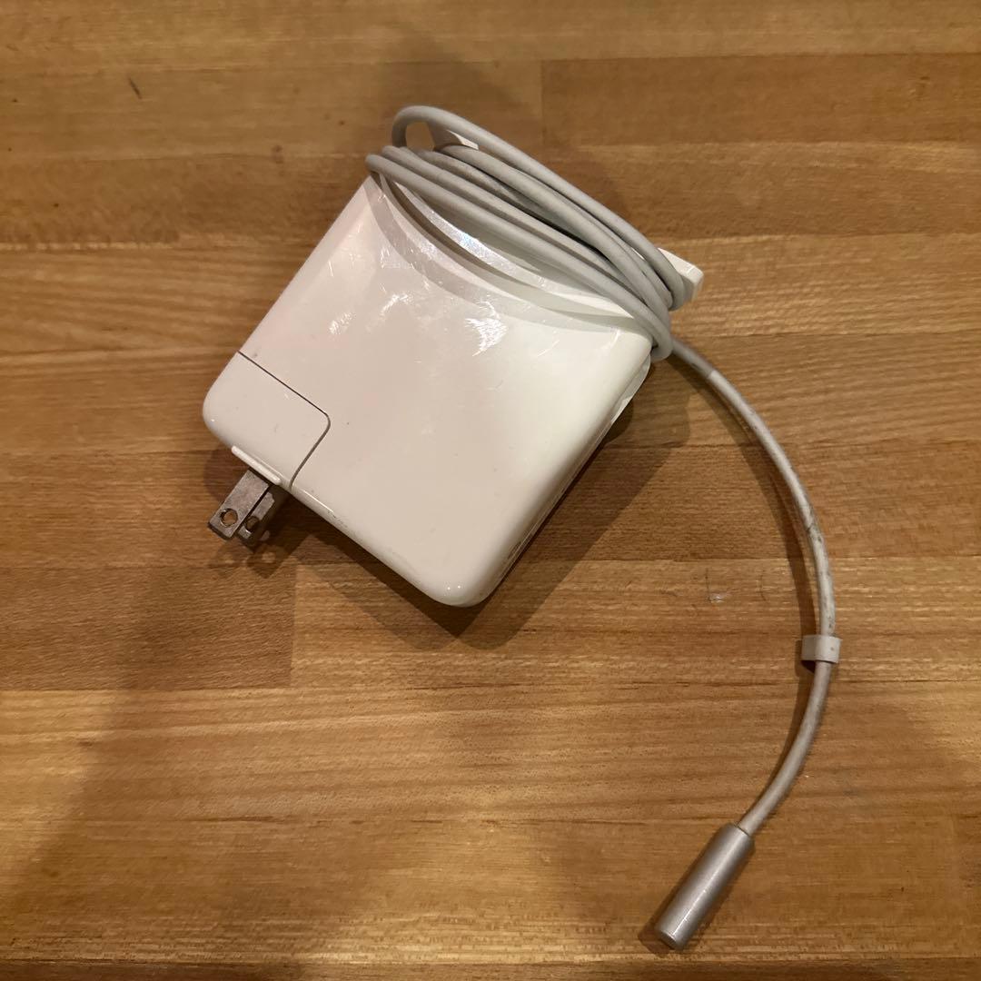 MacBook 13型 Late2009 8GB 250GB ジャンク