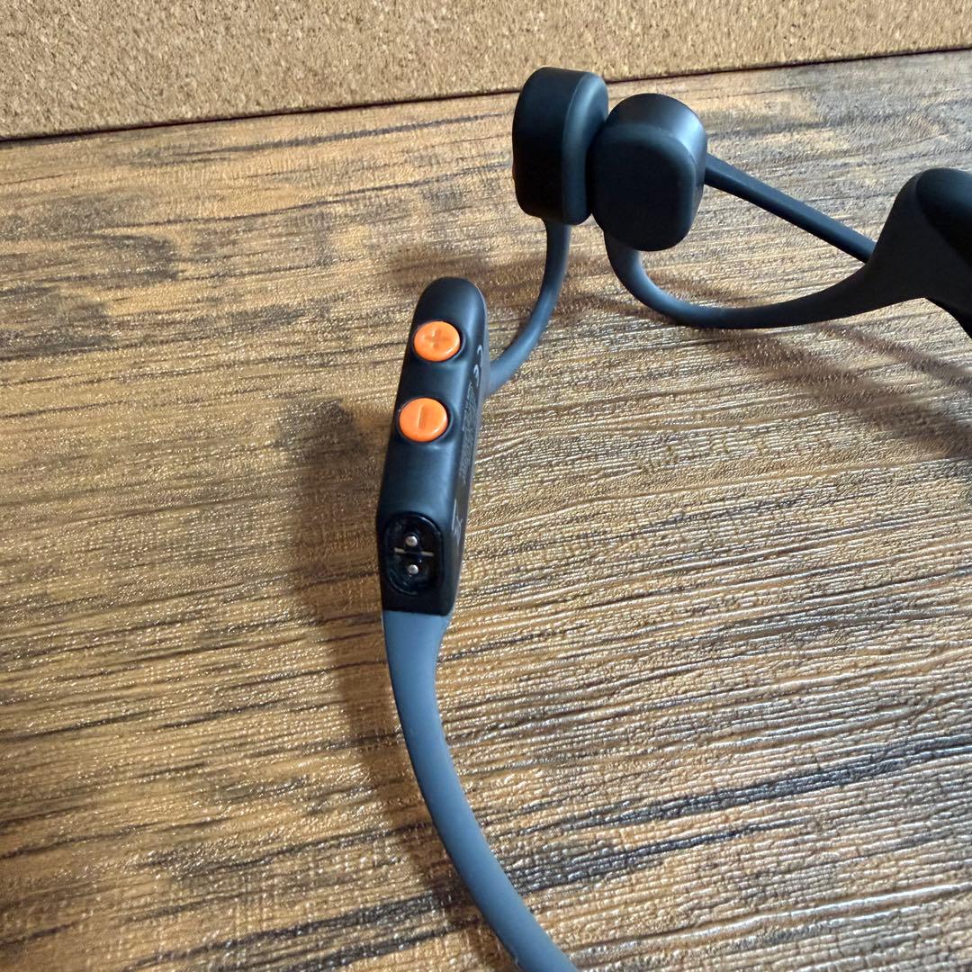 Shokz OpenComm骨伝導イヤホン グレー