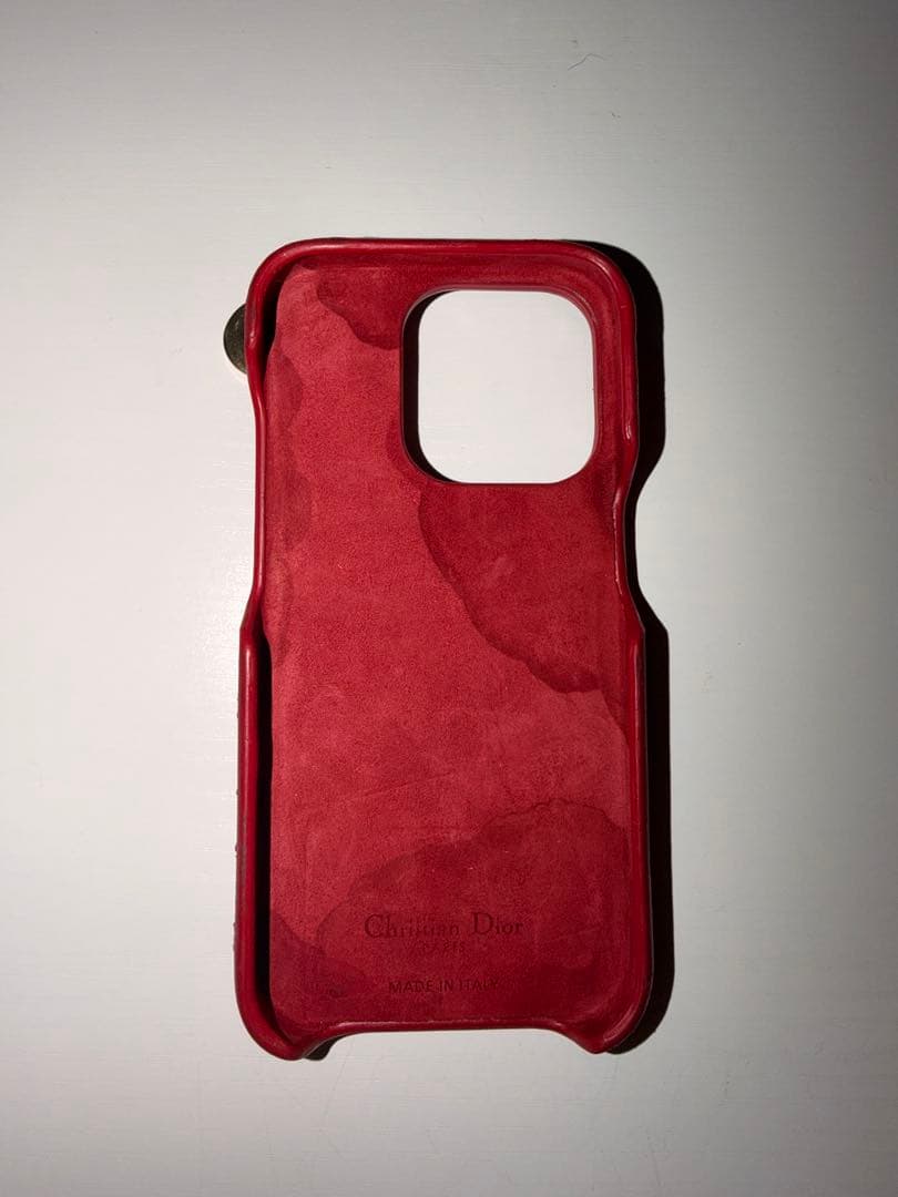 Christian Dior iPhone15proケース レッド チャーム付