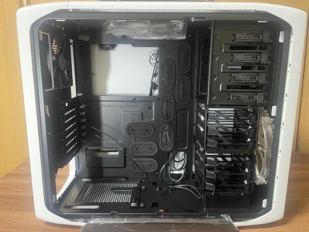 PCケース【Corsair Graphite Series 600T】