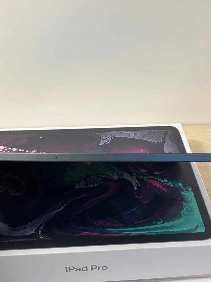 R*o様 iPad Pro 11インチ 第一世代 スペースグレー 64GB Wi