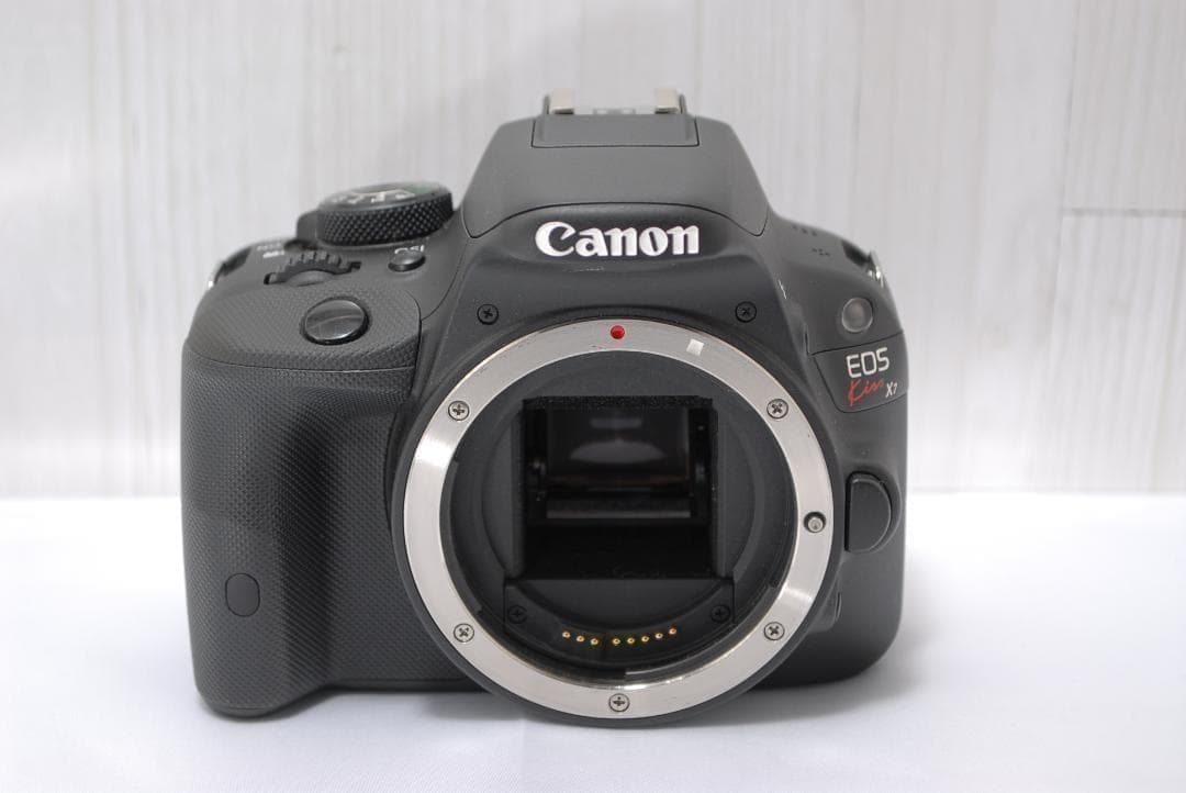 ✨人気機種✨Canon EOS Kiss X7 スマホ転送 軽量 初心者向け