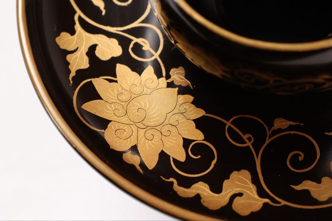 【CM454】天然木漆塗 花唐草金蒔絵 黒塗 高茶台一対 茶器付 天目台 仏具