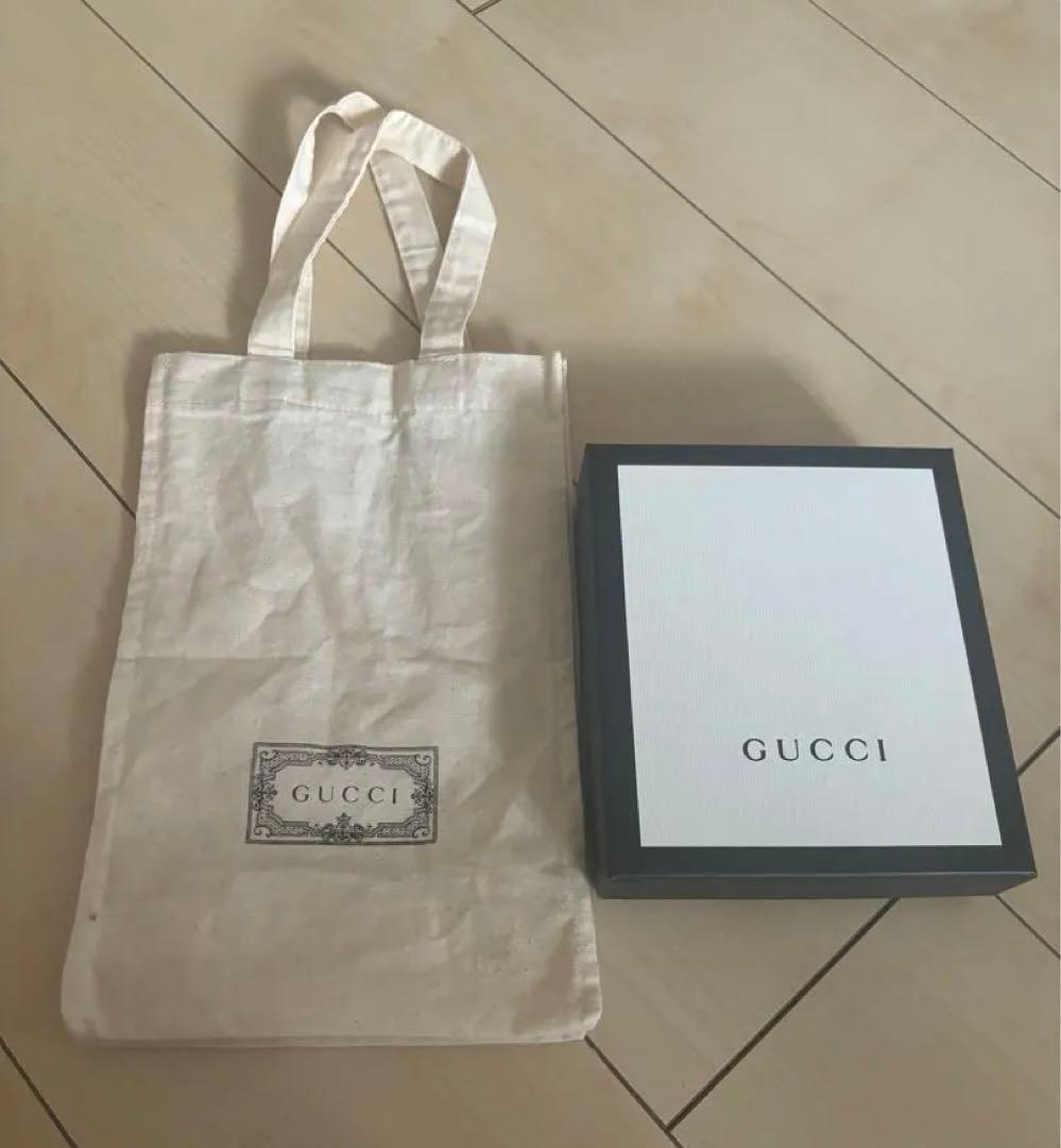GUCCIパスポートケースGGスプリームキャンバス レザーゴールド金具 箱付