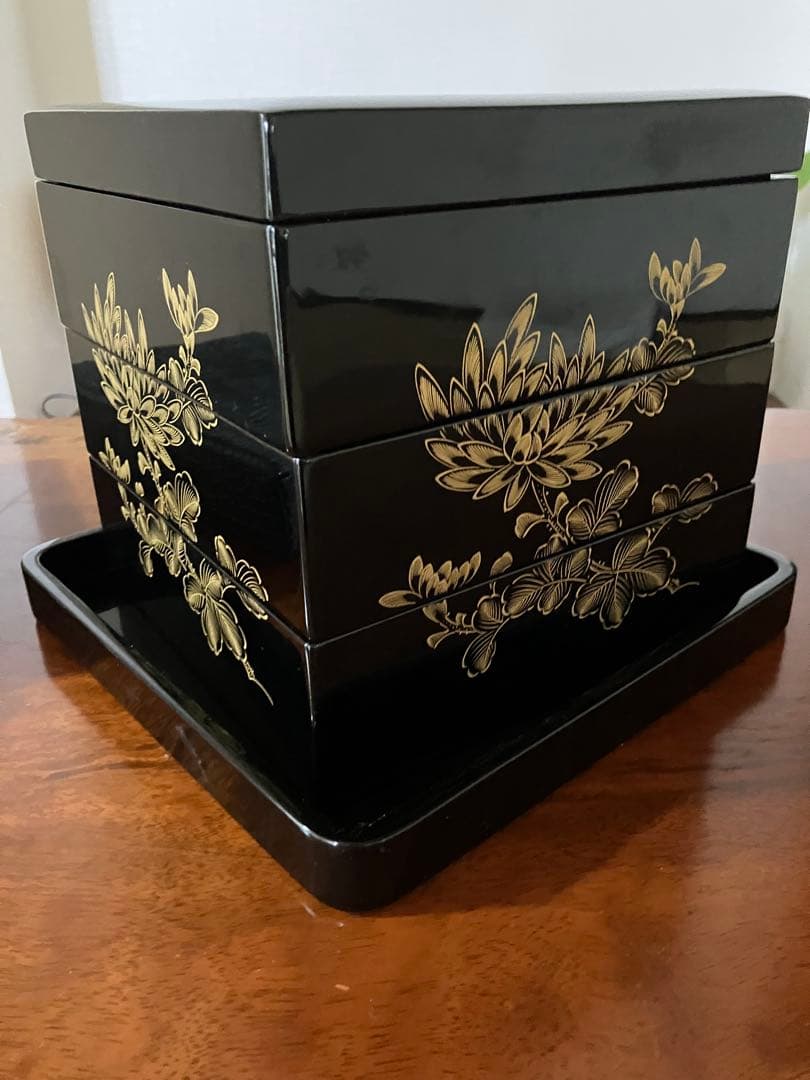 【美品】輪島塗 稲忠漆原堂 五聖蒔絵 三重箱 台付き お重/弁当箱 漆器/食器