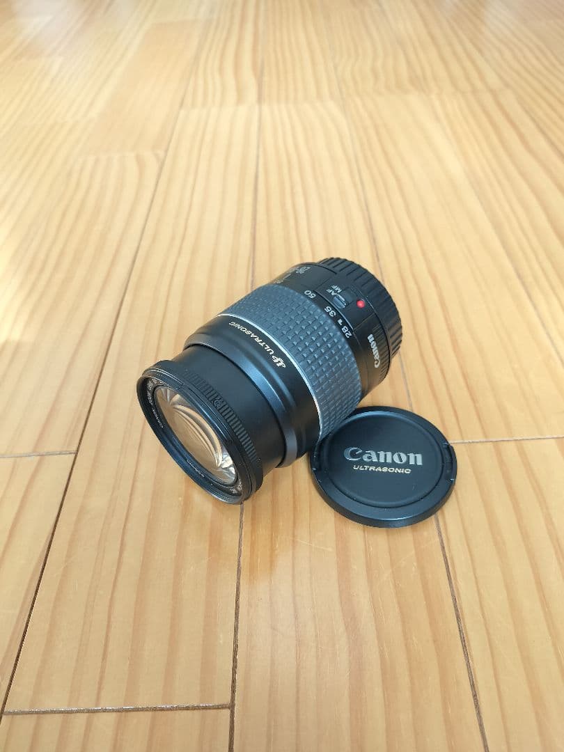 Canon EOS 6D Mark II 本体とレンズ3本
