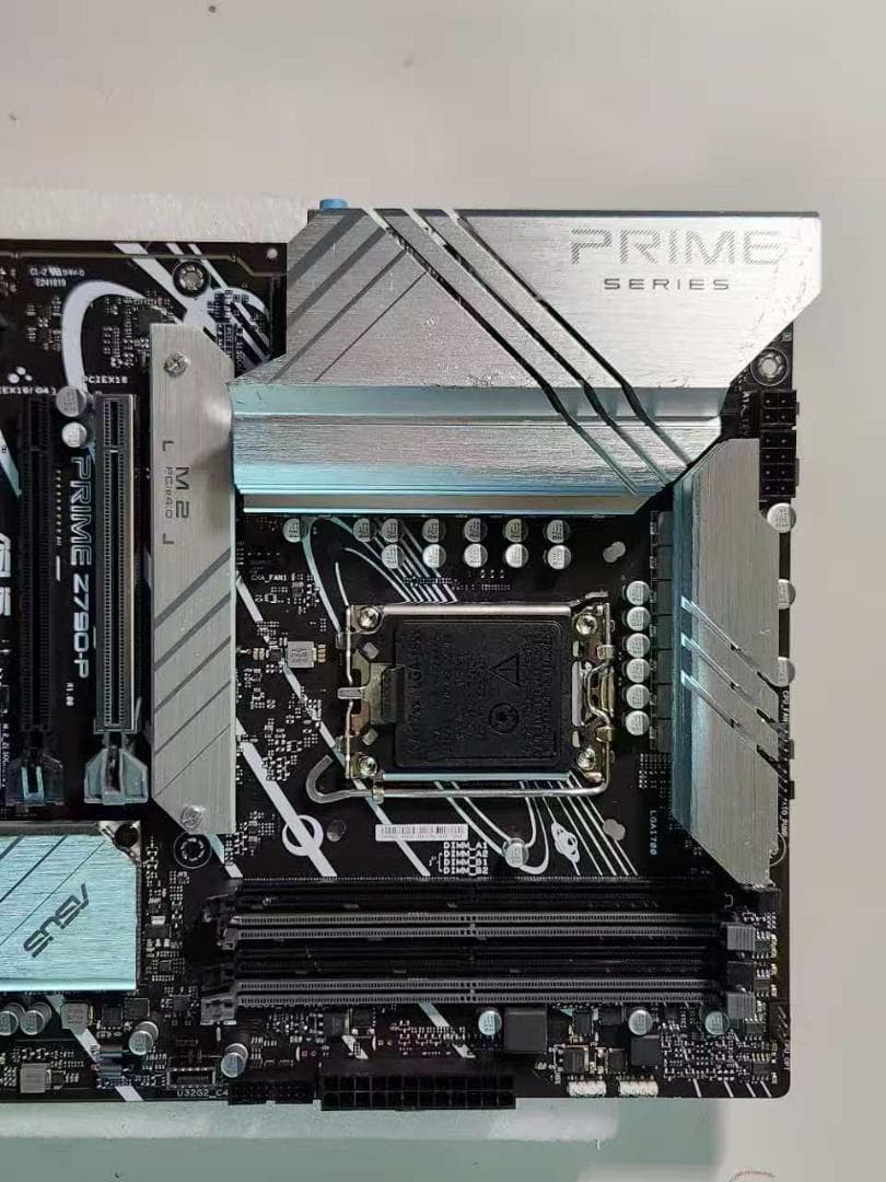 031200F ASUS PRIME Z790-P マザーボード