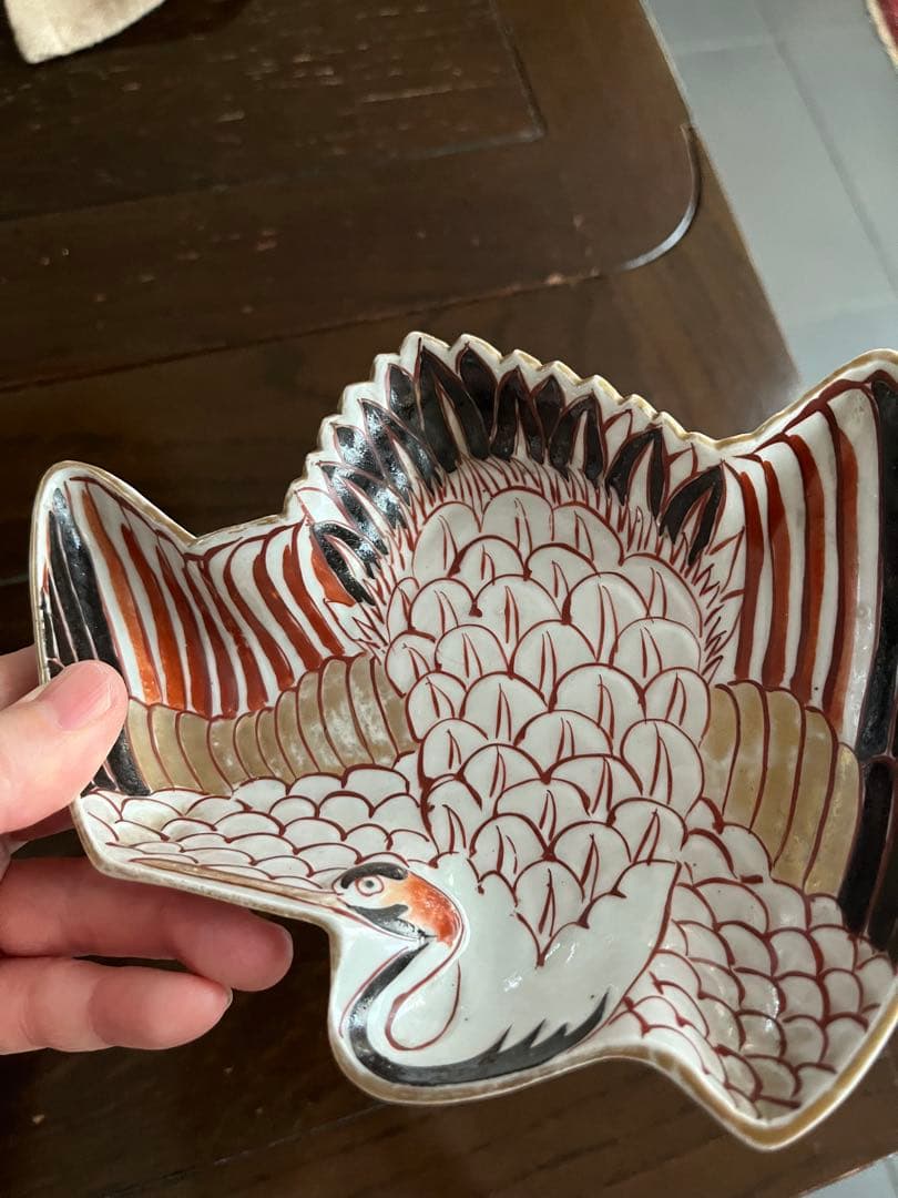 古伊万里　江戸中期　変形皿　鶴形　陽刻　　元禄伊万里