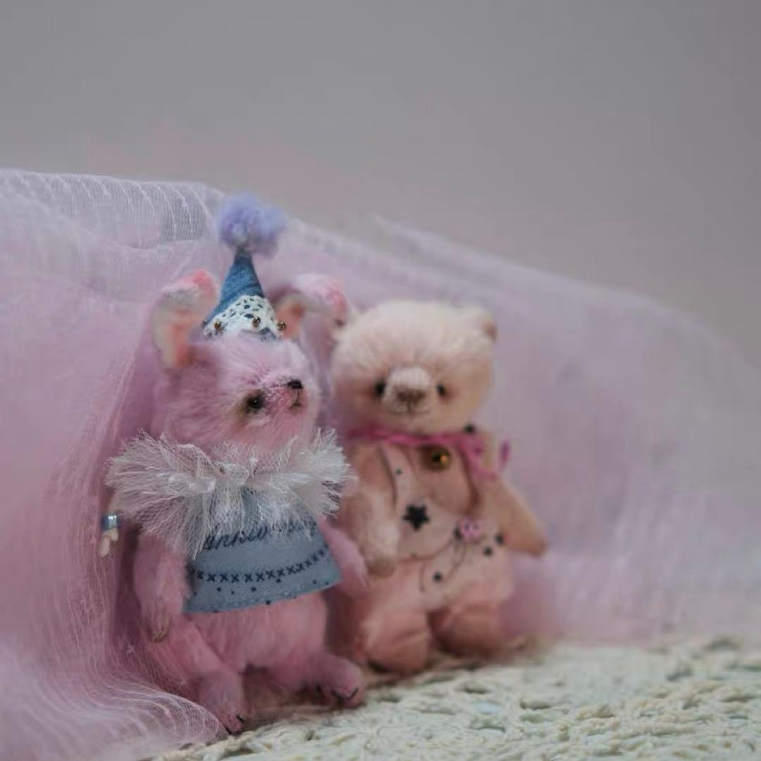 キュートなうさぎちゃん アーティストベア ミニチュア ハンドメイド 海外作家様