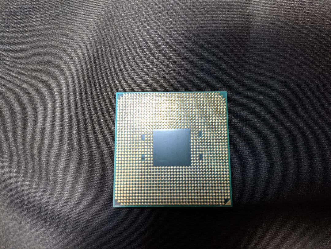 AMD Ryzen 7 2700X CPUクーラー付き