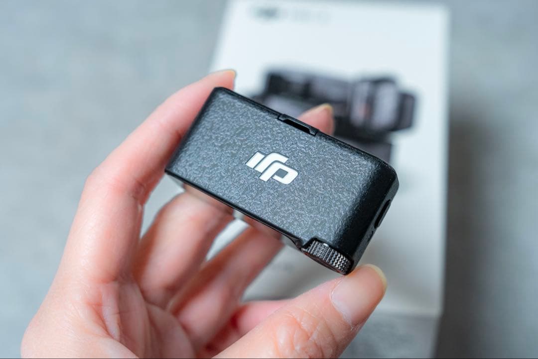 新品未使用●開封のみ！DJI Mic2●3M保護ステッカー装着済み！充電ケース付