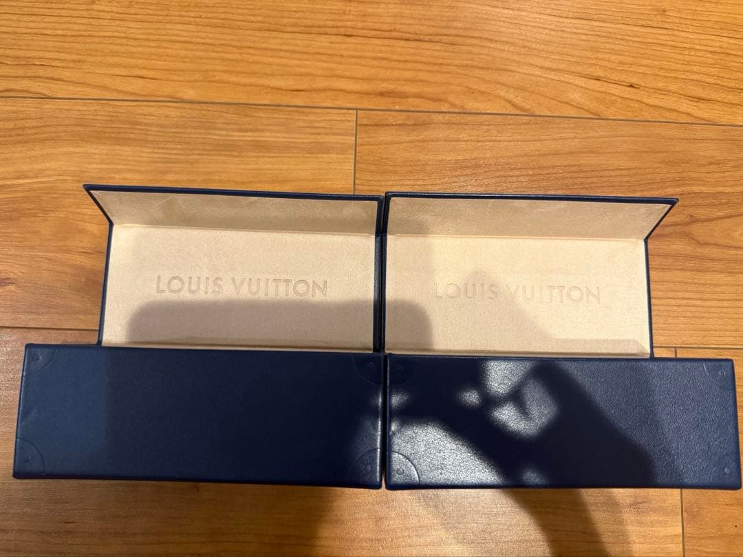 ルイヴィトン　vuitton メガネケース×2