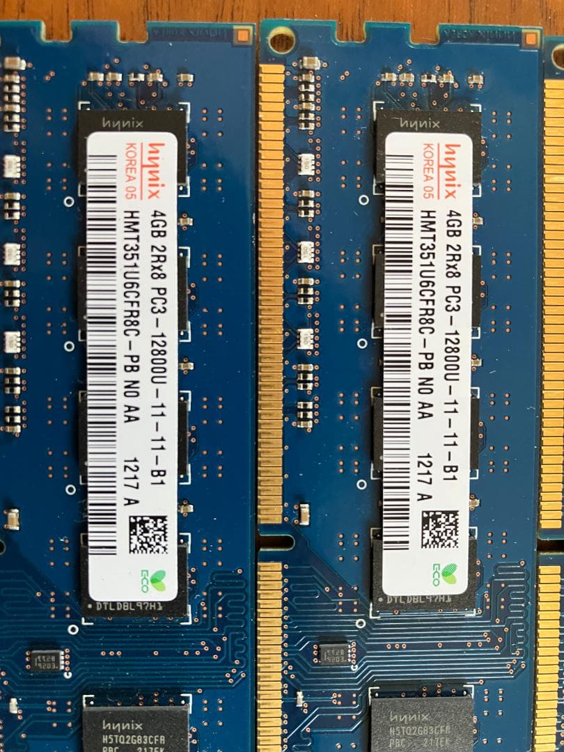 hynix 4GB PC3-12800 ×4　4GB PC3-10600 ×3