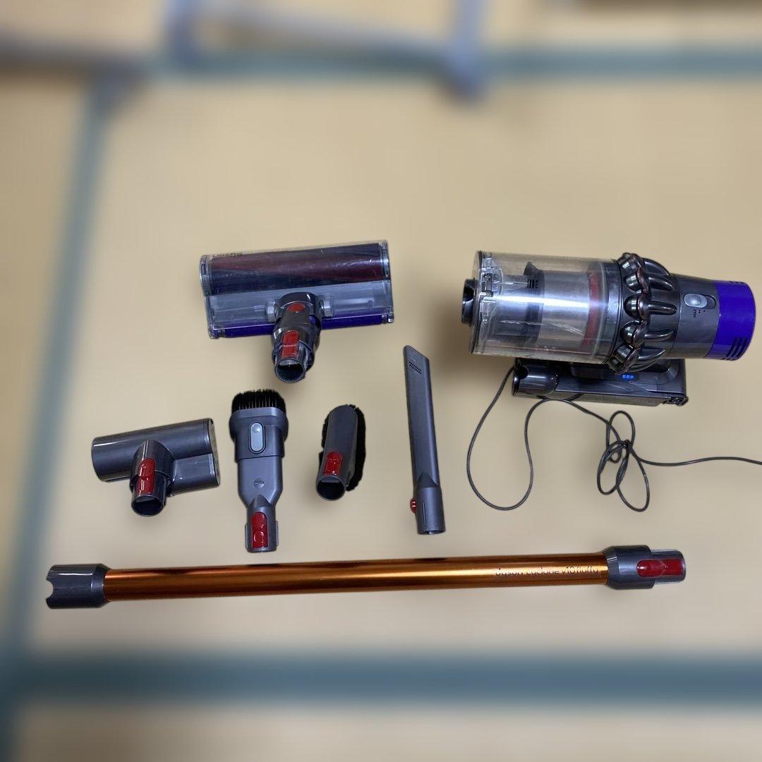ダイソンコードレス掃除機「Dyson Cyclone V10 Fluffy」