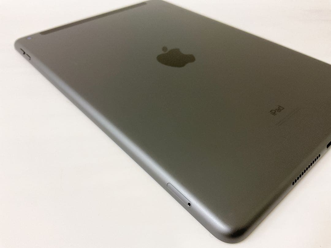 【超美品・BT95％】iPad 第8世代 32GB Cellularモデル