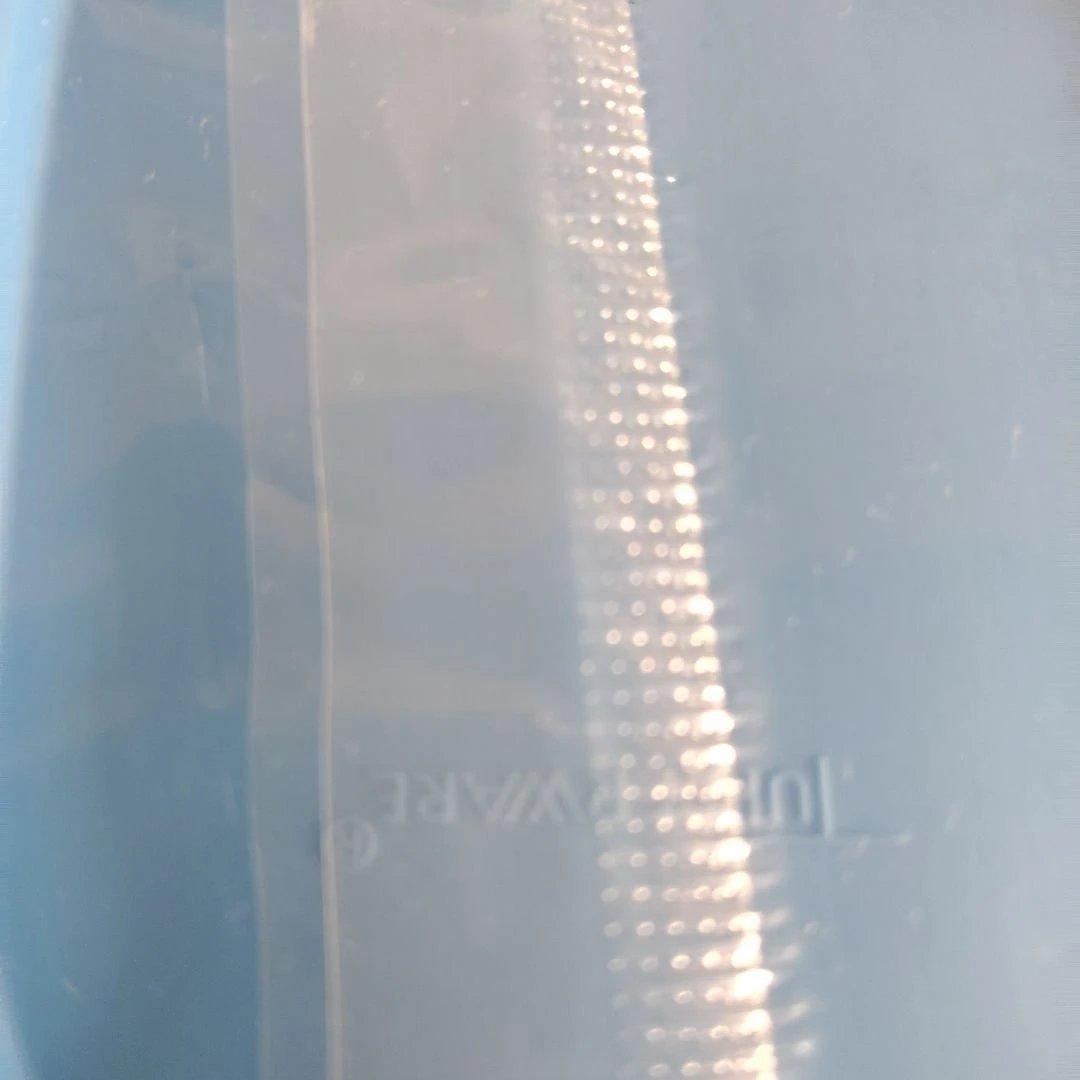 Tupperware 青い食品保存容器