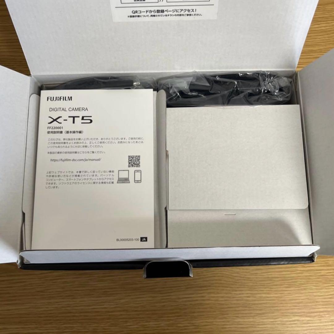 FUJIFILM X-T5 ボディ　ブラック　新品未使用　ミラーレス一眼