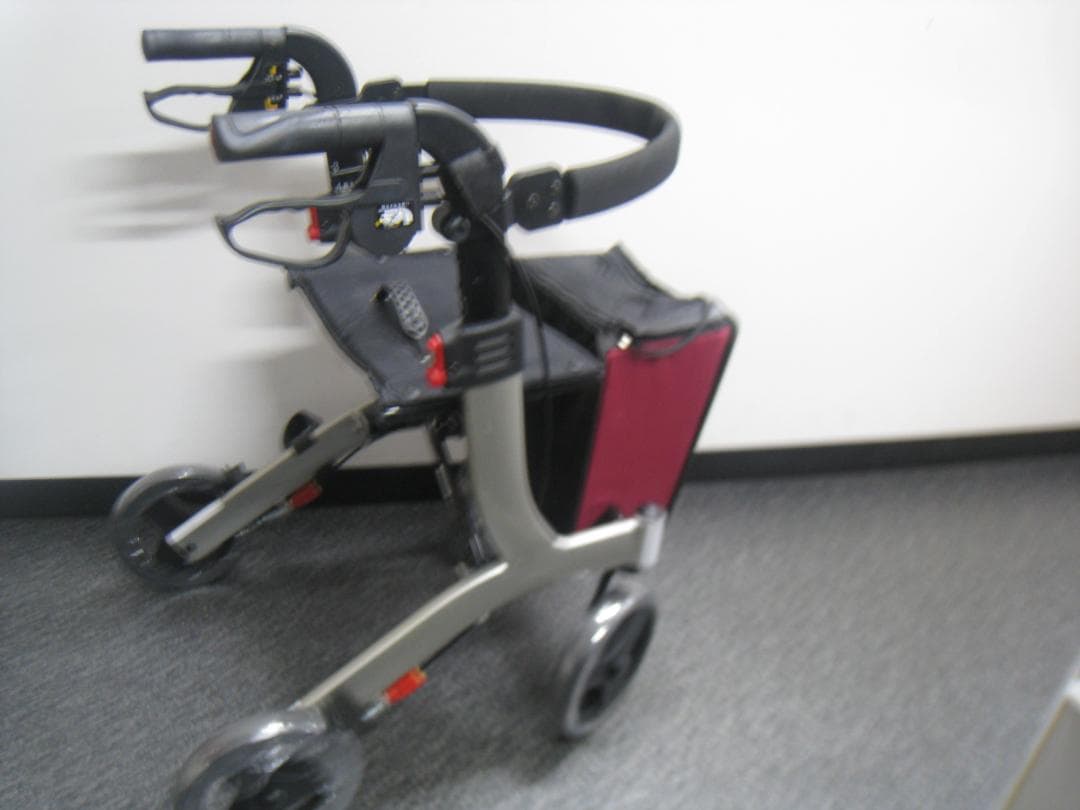 介護用品 歩行車 リトルターン ロータイプ アロン化成 安寿 リハビリ
