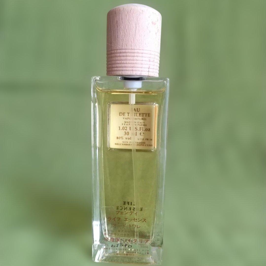 ＊新品 未使用＊フェンディ ライフエッセンス オードトワレ 30ml