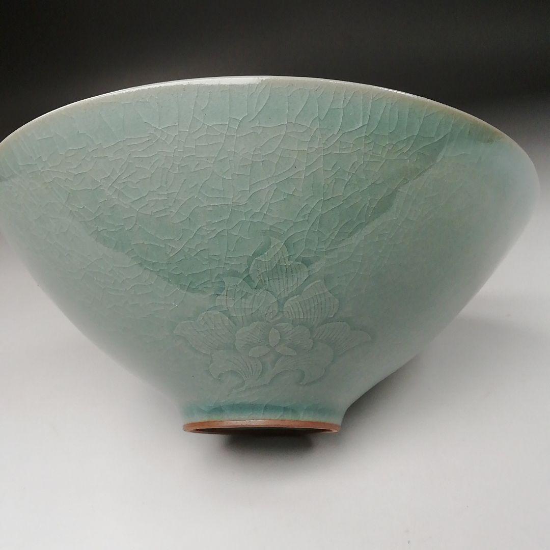 Ｔ２４９　茶碗　『高麗青磁茶碗』『沙音窯　松月　金鍾浩 作』共箱　抹茶碗　茶道具