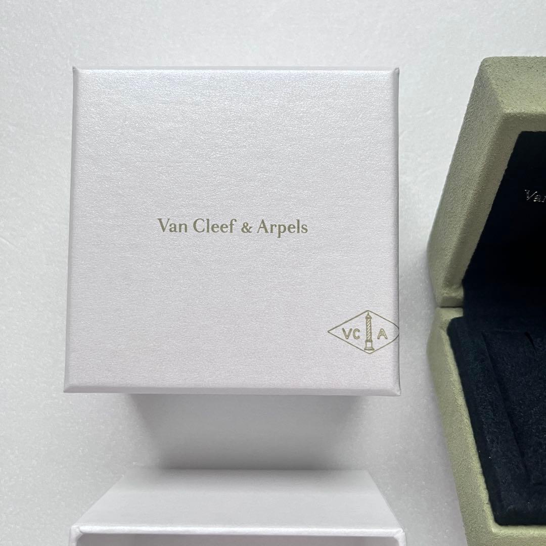 Van Cleef & Arpels ネックレス ペンダント ケース 空箱