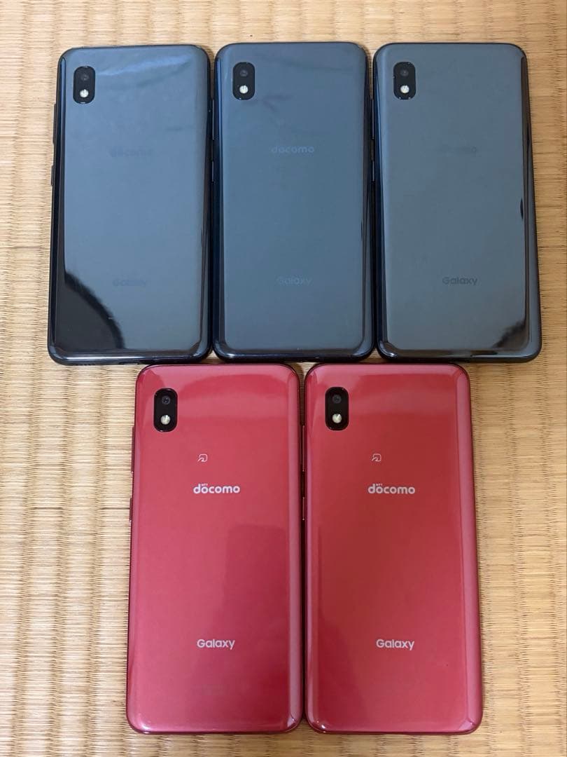 GALAXY A21 ブラック、レッド初期化済み　5台まとめdocomo