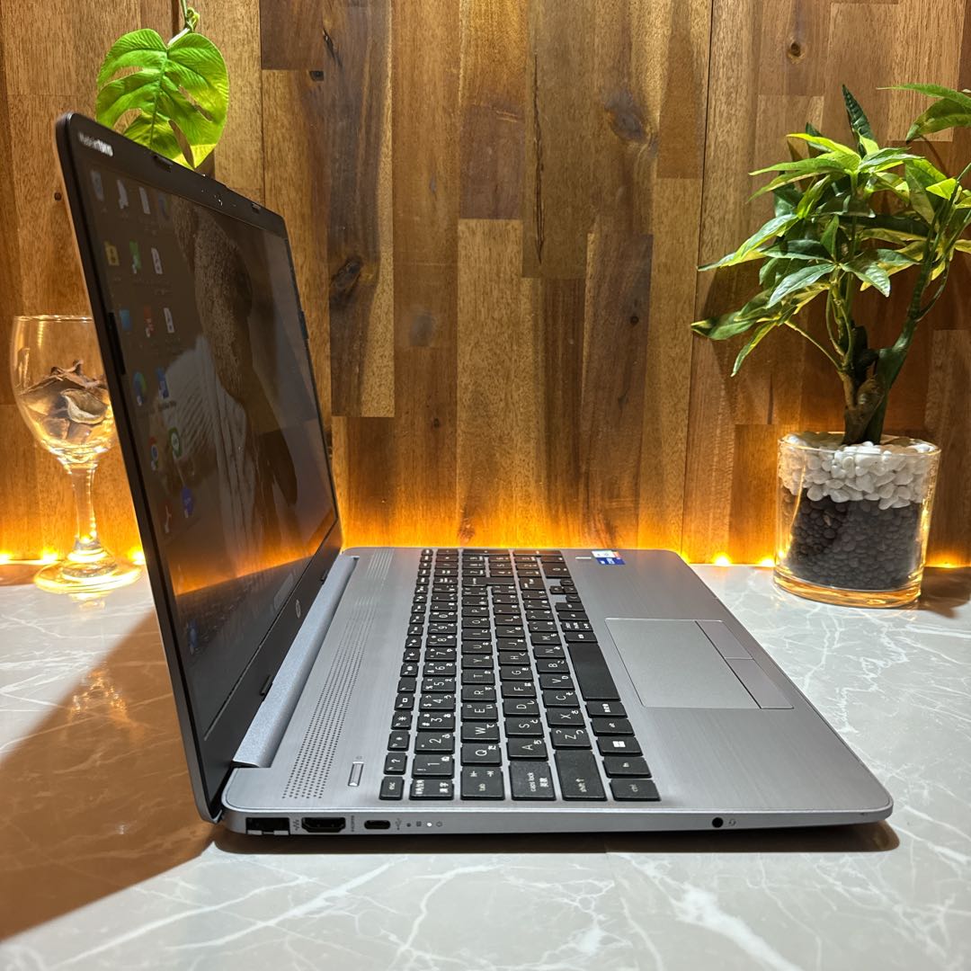 人気モデル‼️HP 250 G8☘i5第11世代☘️15.6インチ☘ノートパソコン