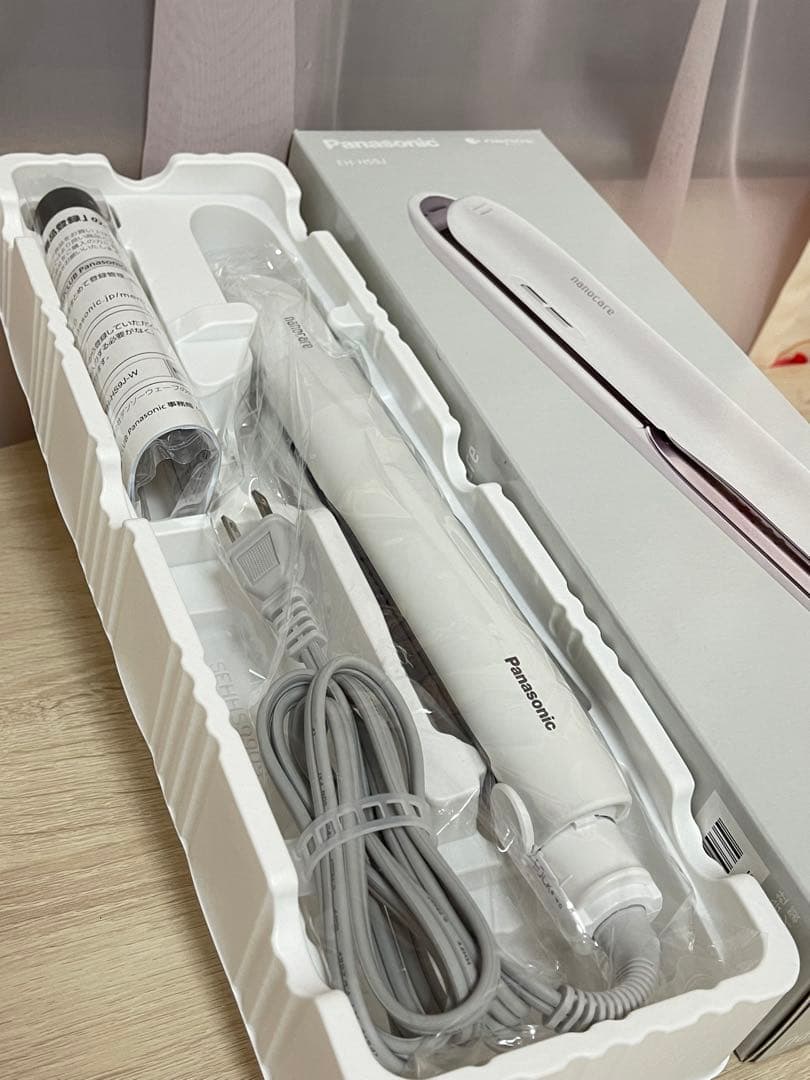 Panasonic ストレートヘアアイロン　EH-HS9J-W保証有り