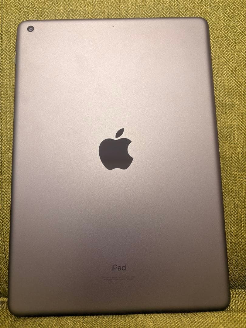 ipad 9世代　本体＋ケース（箱、充電器なし）