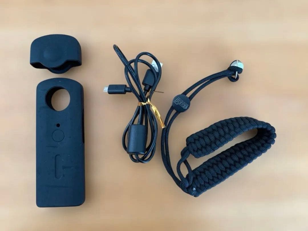 ほぼ未使用・動作確認済み RICOH THETA SC リコー シータ 箱なし