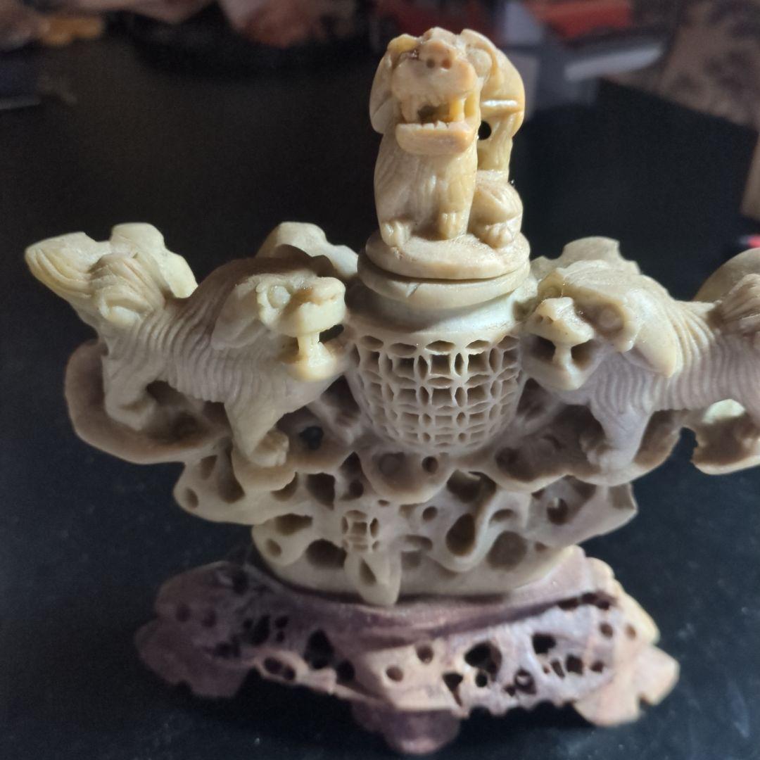 *中国美術品* 獅子彫刻 香炉置物 中国美術の獅子彫刻香炉 置物