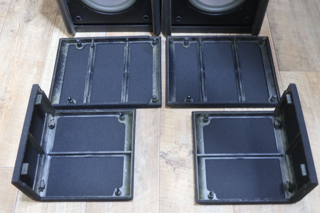 BOSE 301-AV MONlTOR ２個セット