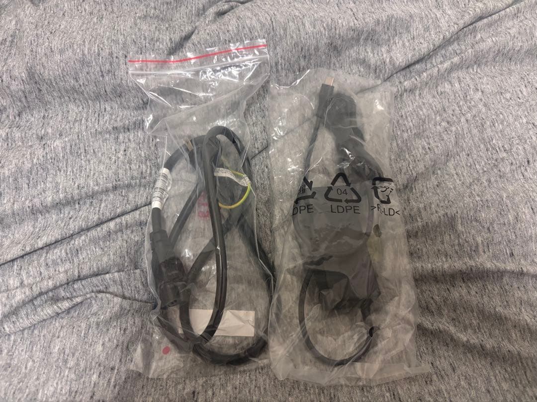 acer Chromebook本体と付属品