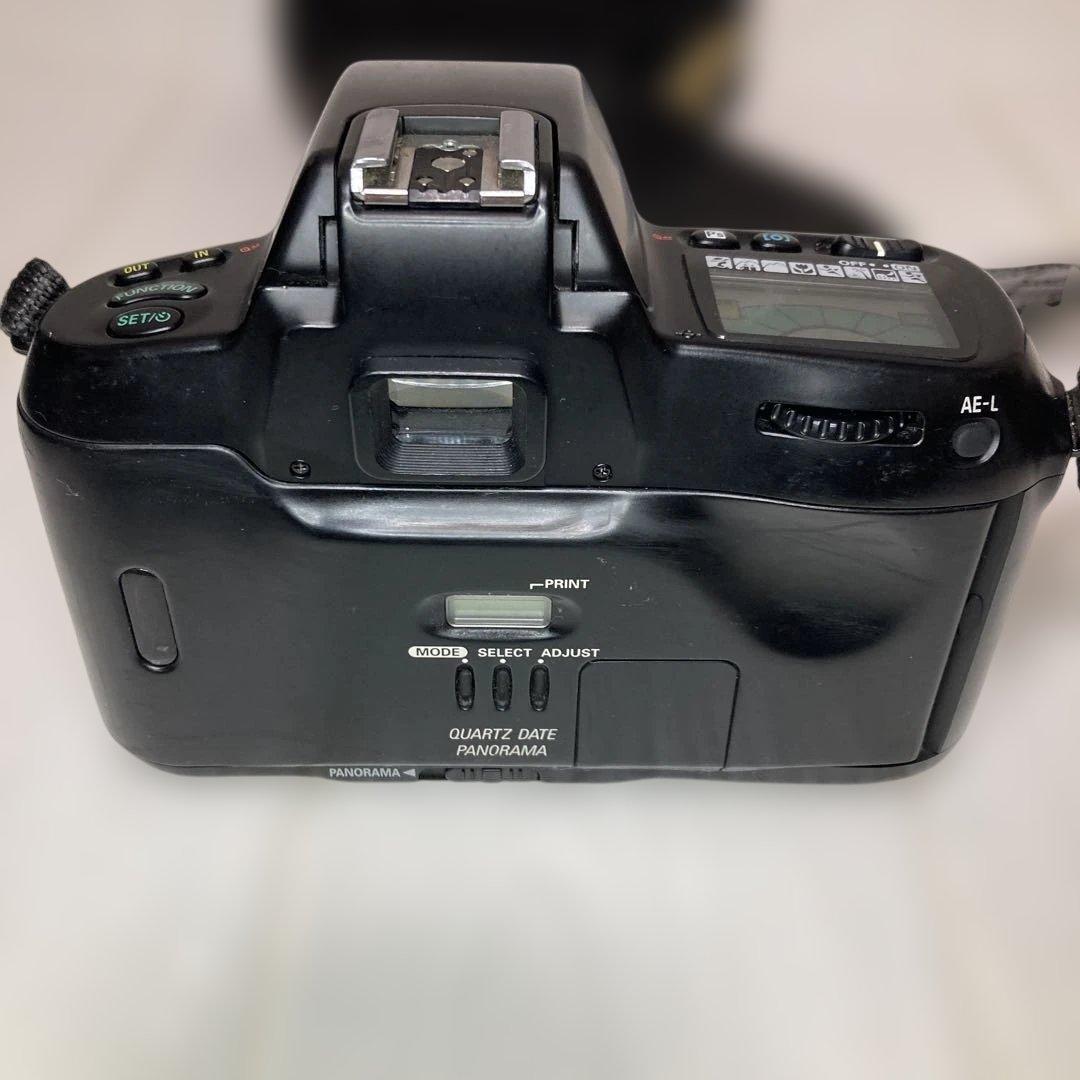 Nikon F70フィルムカメラ 一眼レフカメラ ニコン