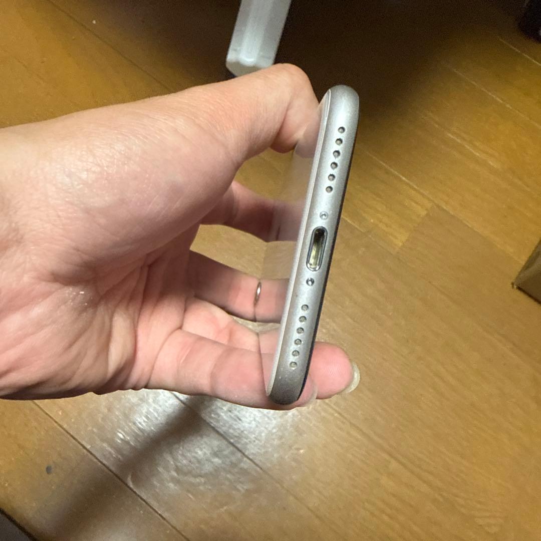 N iPhoneSE 第三世代 64GB SIMフリー