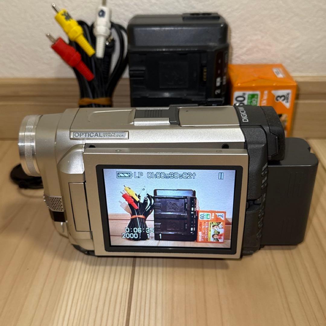☆動作OK Panasonic DVカメラ NV-DS200
