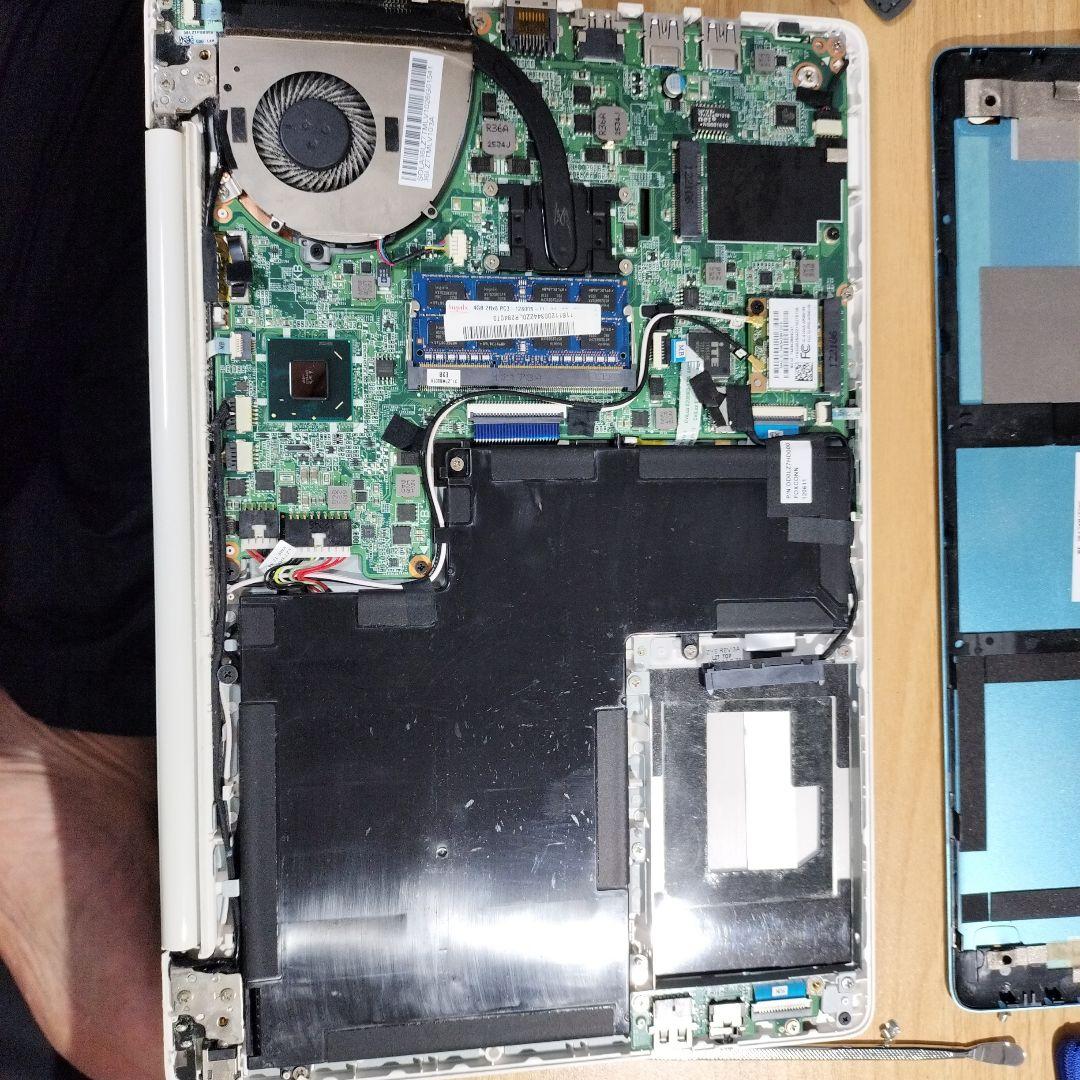 Lenovo ideapad U310 （HDD, SSD無し）