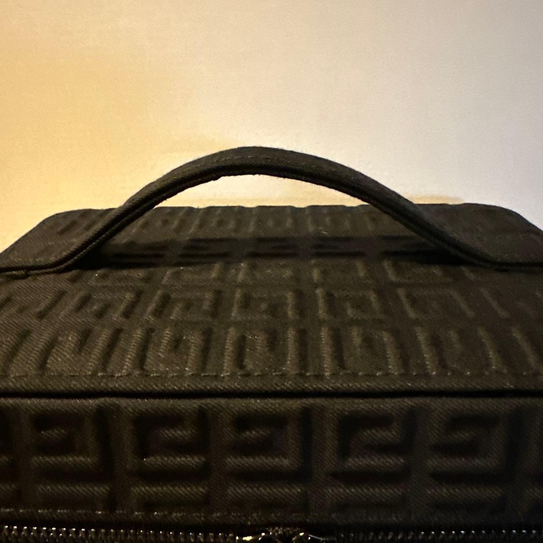 新品 ジバンシィ バニティ メイクボックス