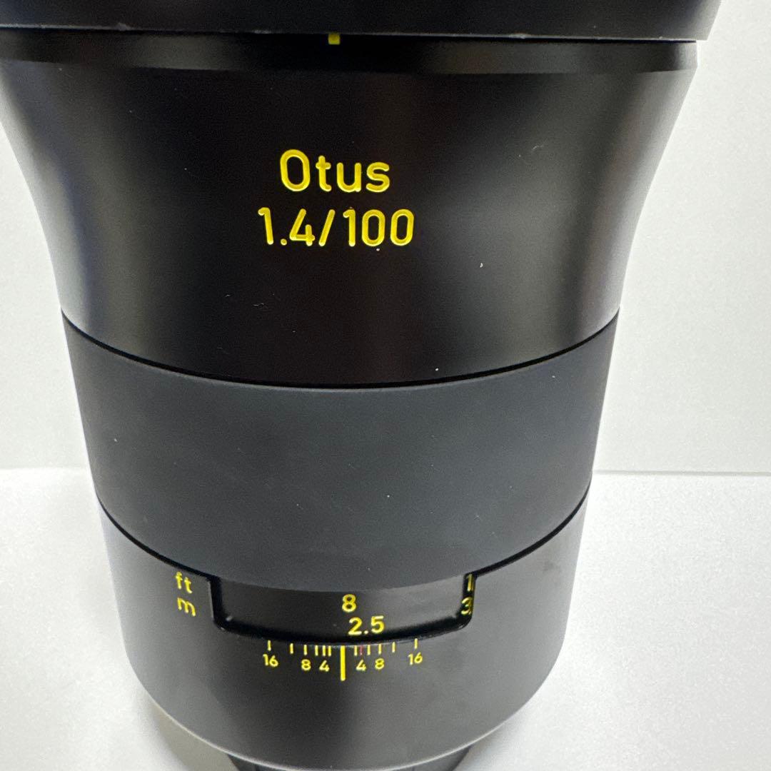 カール・ツァイスOtus 1.4/100 単焦点レンズ