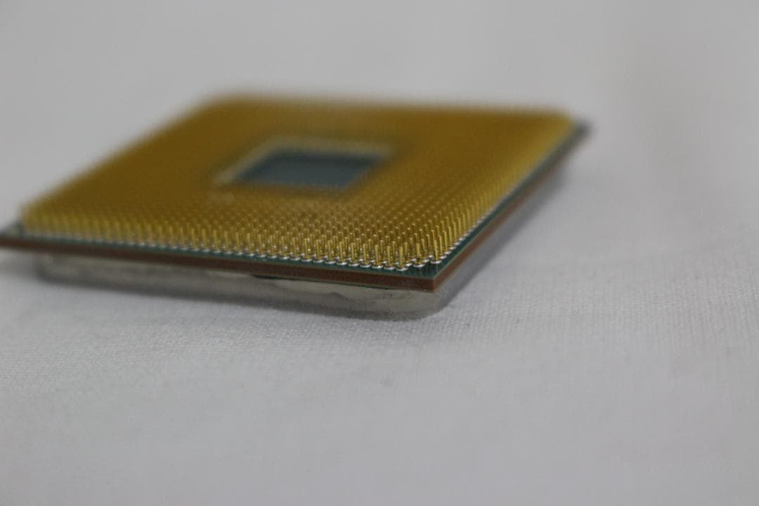 AMD Ryzen 7 3700X CPU AM4 8コア16スレッド【未確認】