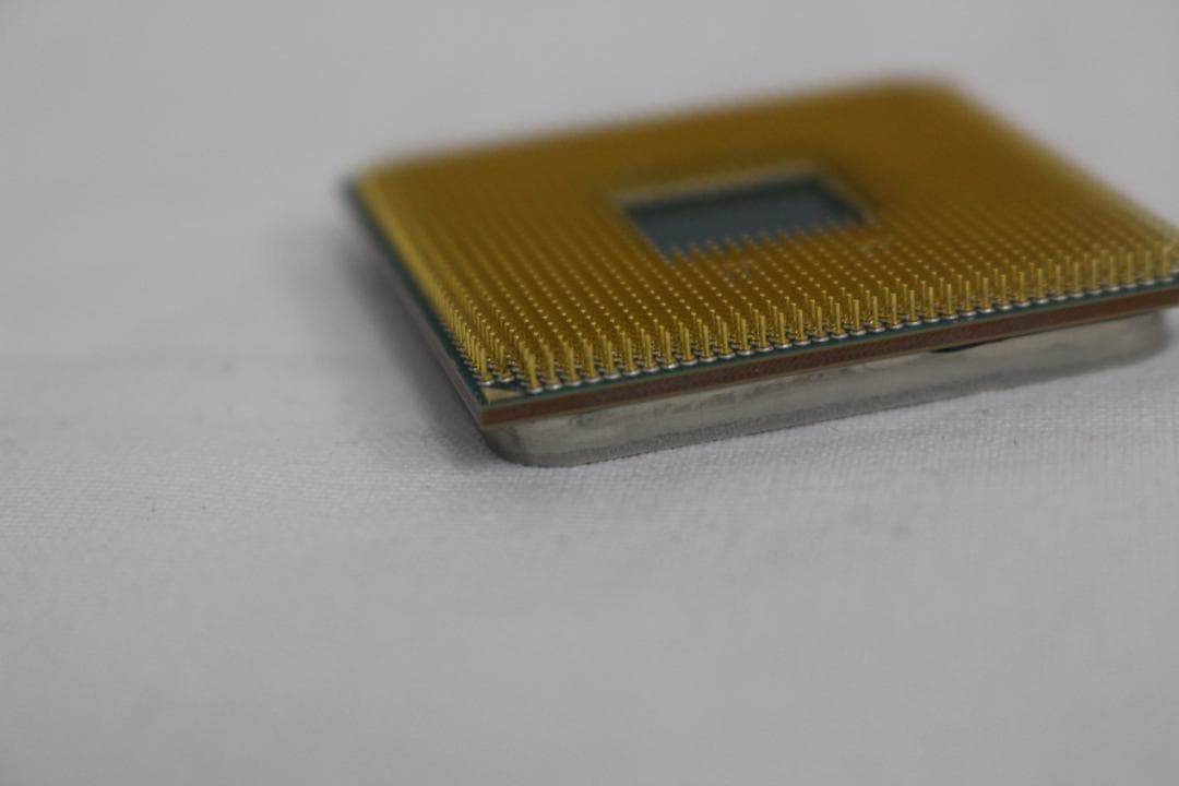 AMD Ryzen 7 3700X CPU AM4 8コア16スレッド【未確認】
